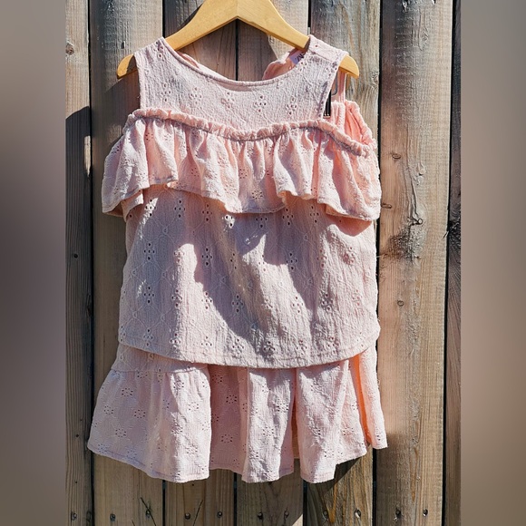 Zara Kids Eyelet Pink Ruffle Outfit Top & Skirt Outfit - Picture 2 of 10